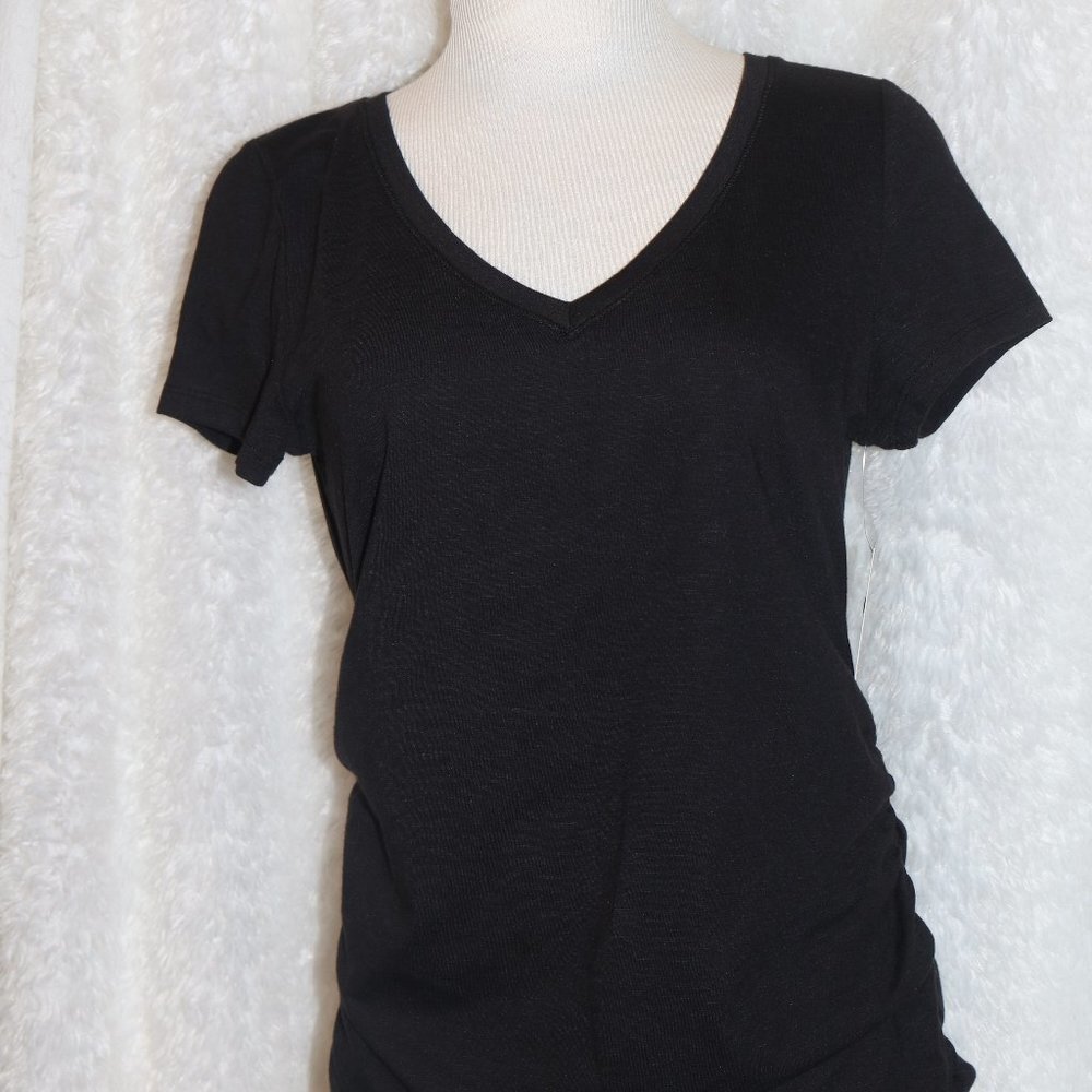 a glow black maternity v-neck tee shirt size small NWT